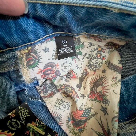 Ed Hardy-Love Eternal-Jean Denim Shorts-Light Vintage Blue-Heart/Flower-Size 30 - Picture 8 of 14